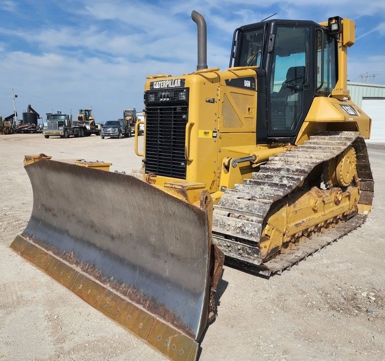2011 Caterpillar D6N XL Dozer