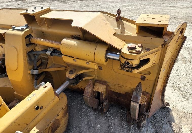 2011 Caterpillar D6N XL Dozer