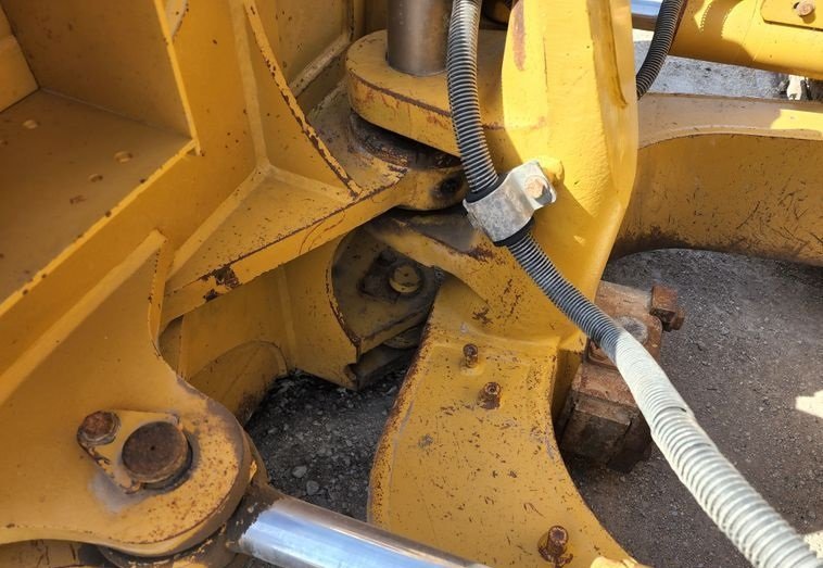 2011 Caterpillar D6N XL Dozer