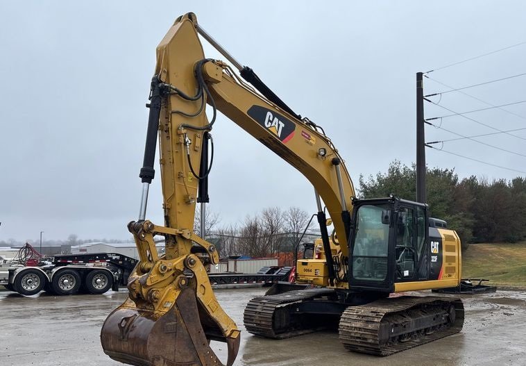 2017 Caterpillar 323FL Excavator