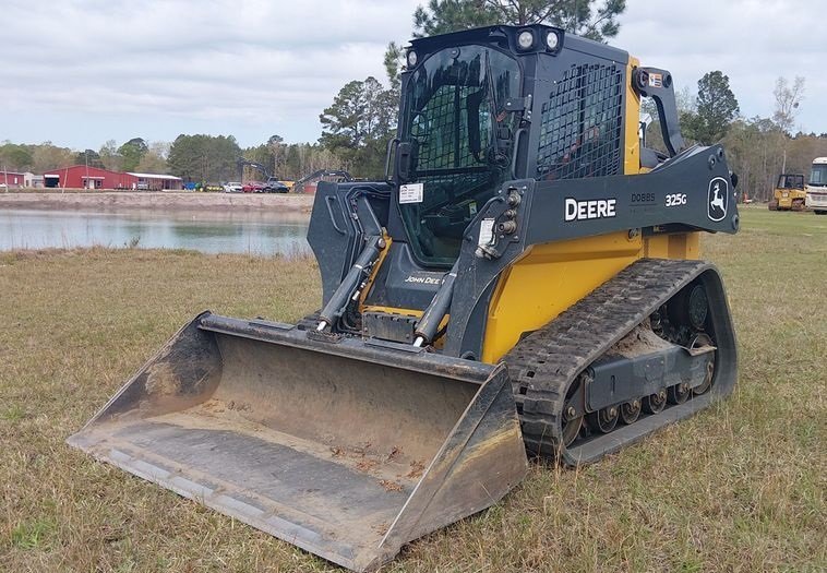 2024 John Deere 325G